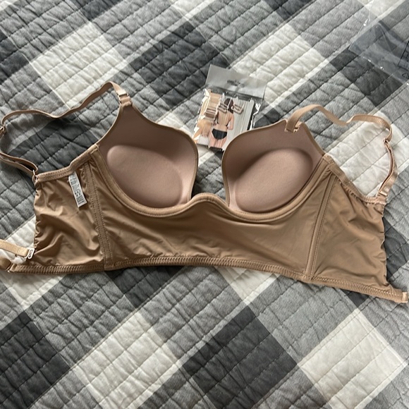 Adjustable Bra - Picture 2 of 3